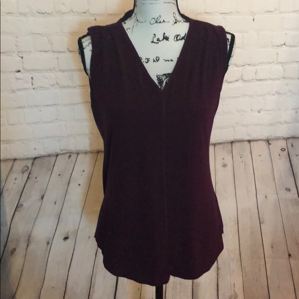 41 Hawthorn eggplant colored top